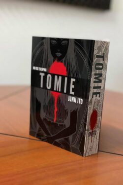 Tomie: Complete Deluxe Edition (Junji Ito)
