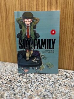 Spy x Family Vol.8