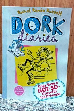 Tales from a Not-So-Graceful Ice Princess: Dork Diaries, Book 4