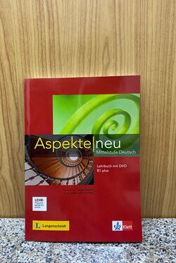 Aspekte NEU  B1 Lehrbuch Color