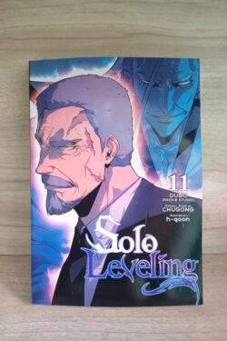 Solo Leveling Vol.9 english version manga old photo