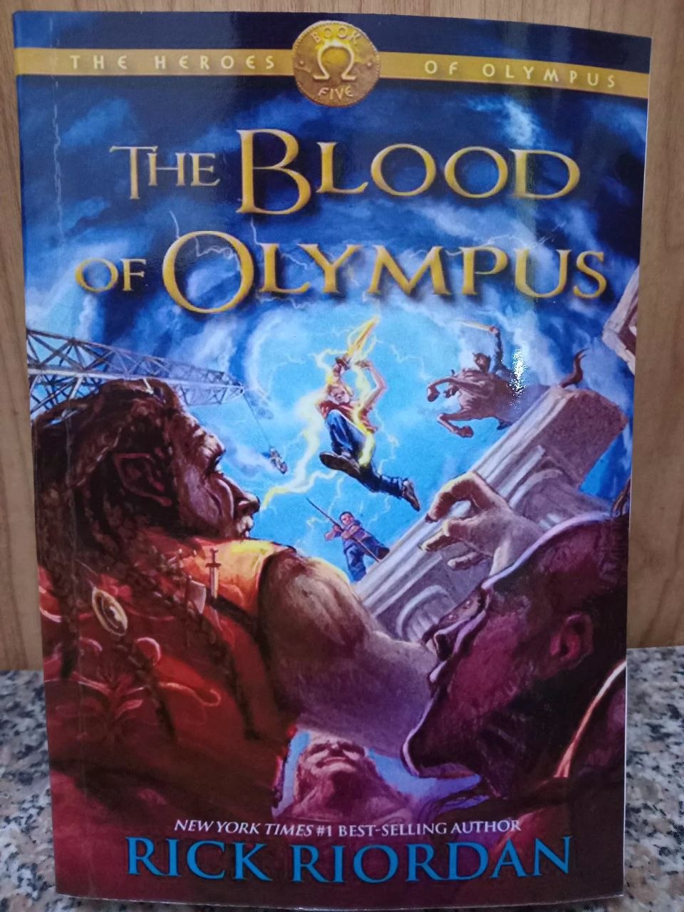The Blood of Olympus (The Heroes of Olympus, Book 5) by Rick Riordan
